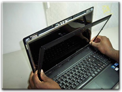 Замена экрана ноутбука Lenovo в Новоселье